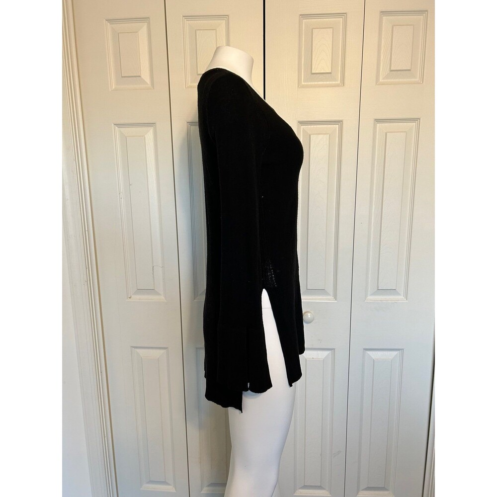 Free People Black V-Neck Sweater - Picture 4 of 10
